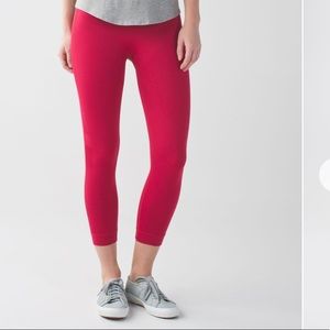 Lululemon Zone in Crop